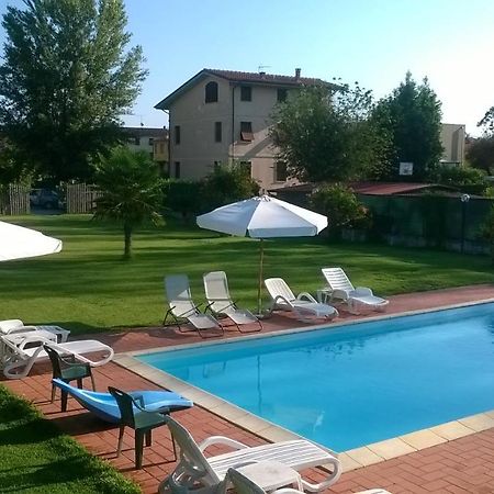 B&B Il Casale Di Nanni Lucca Dış mekan fotoğraf